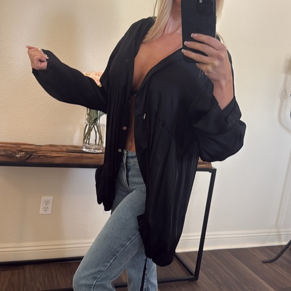 Gigi MODA satin hoodie - Picture 2 of 6